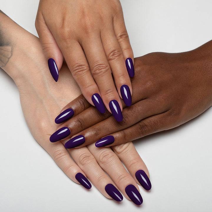 Aubergine deep purple nails | Plum nails, Purple and silver nails, Lilac  nails